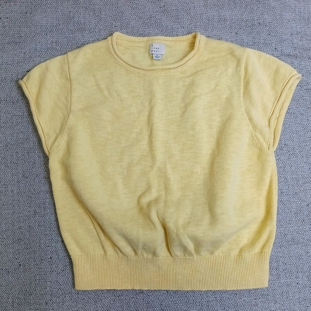 A New Day Short Sleeve Sweater Women S Yellow Excellent Cotton Knit Crew Neck